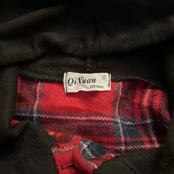 Plaid button down Shacket w black sweatshirt sleeves and hood NWOT L - Picture 11 of 11